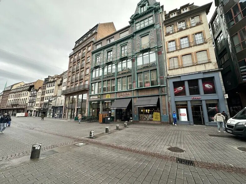 Bureau dans Strasbourg à louer - Photo de l’immeuble – Image 2 sur 5