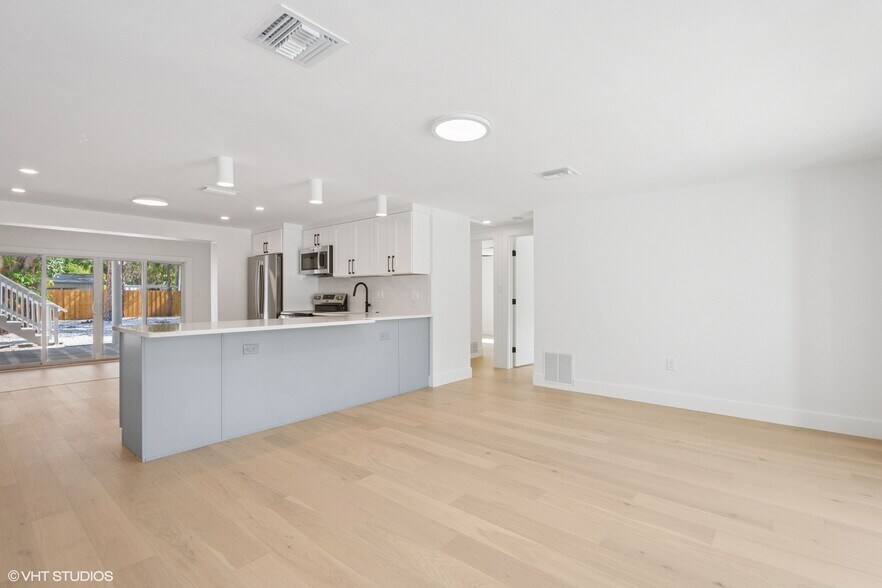 2655 Bay St, Sarasota, FL à vendre - Photo de l’immeuble – Image 3 sur 33