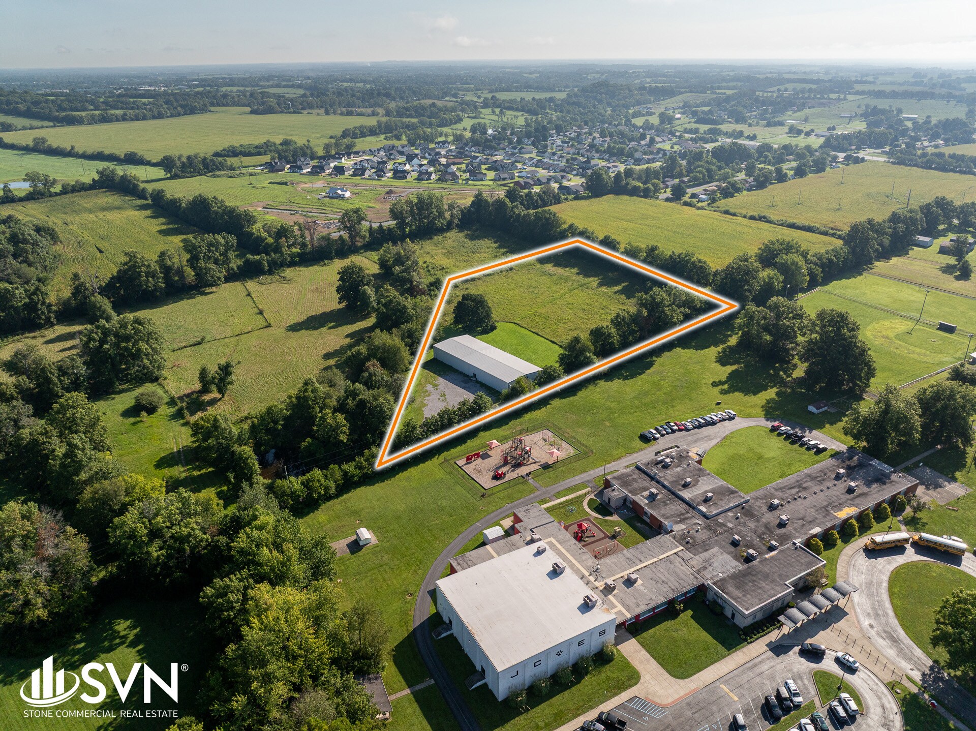 106 Meigs Ln, Junction City, KY à vendre Photo de l’immeuble– Image 1 sur 11