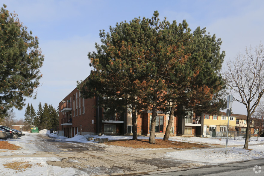 112 Breckenridge Dr, Kitchener, ON à vendre - Photo de l’immeuble – Image 2 sur 2