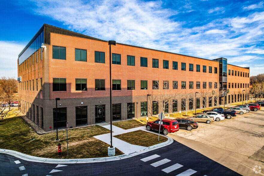 4001 Dr Martin Luther King Jr Blvd, Kansas City, MO à louer - Photo de l’immeuble – Image 1 sur 5