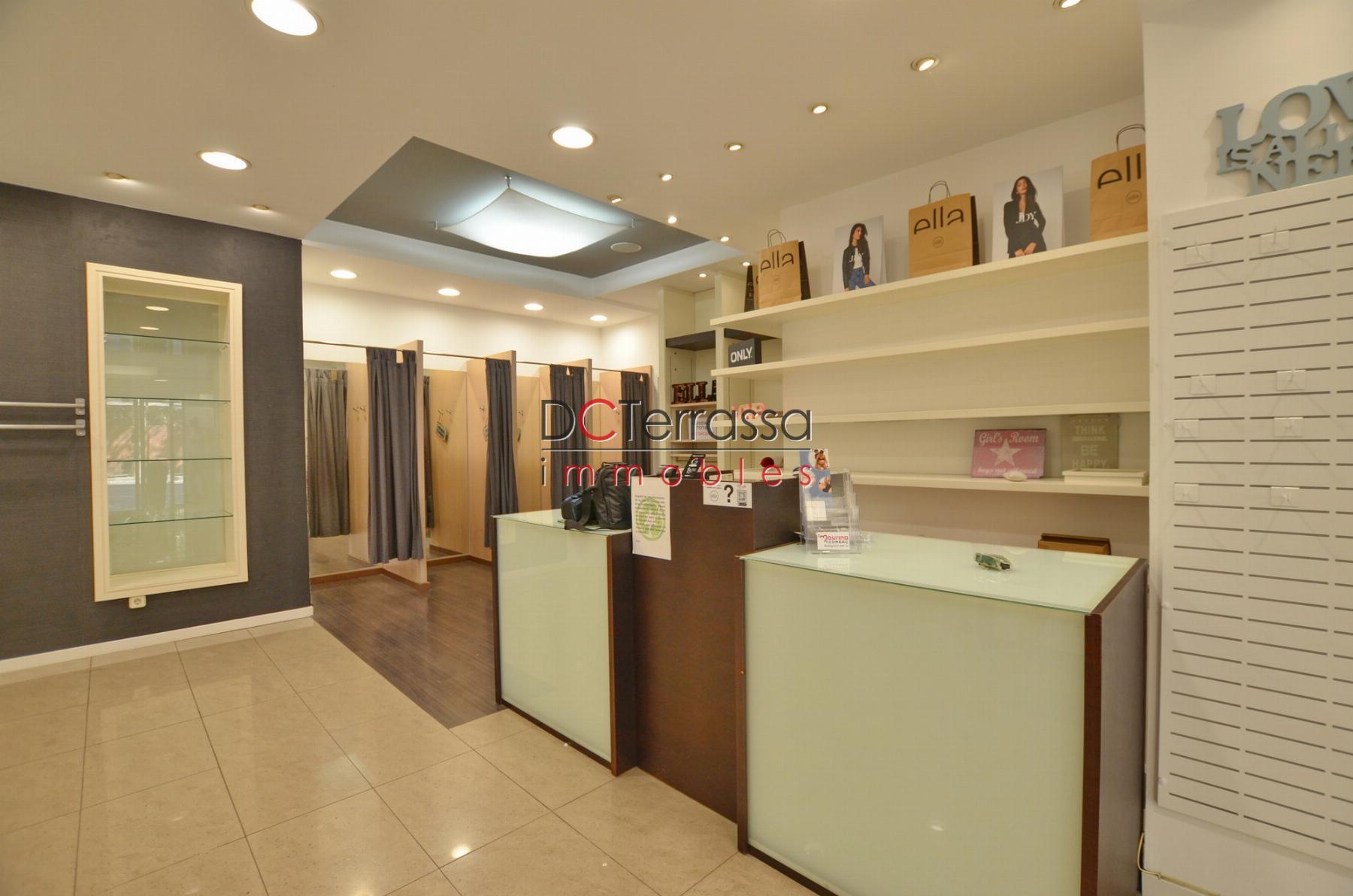 Local commercial dans Terrassa, Barcelona à louer Photo intérieure– Image 1 sur 11