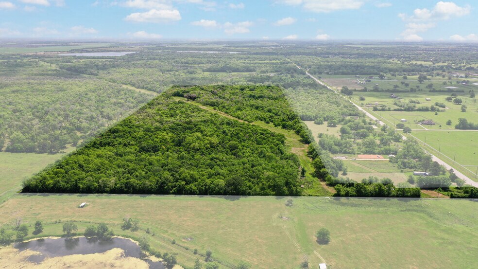 2932 W FM 1462, Rosharon, TX à vendre - Photo de l’immeuble – Image 3 sur 21