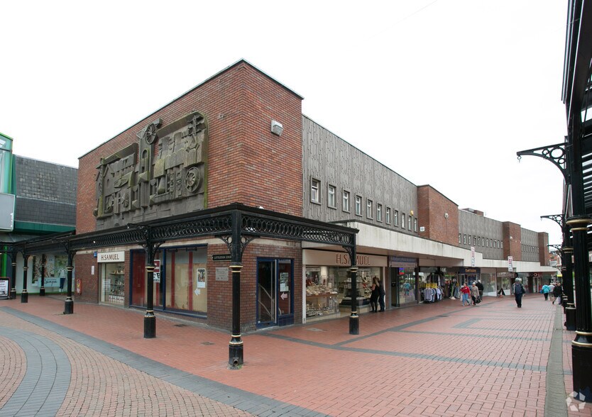 4-16 Market Hall St, Cannock à louer - Photo principale – Image 1 sur 3