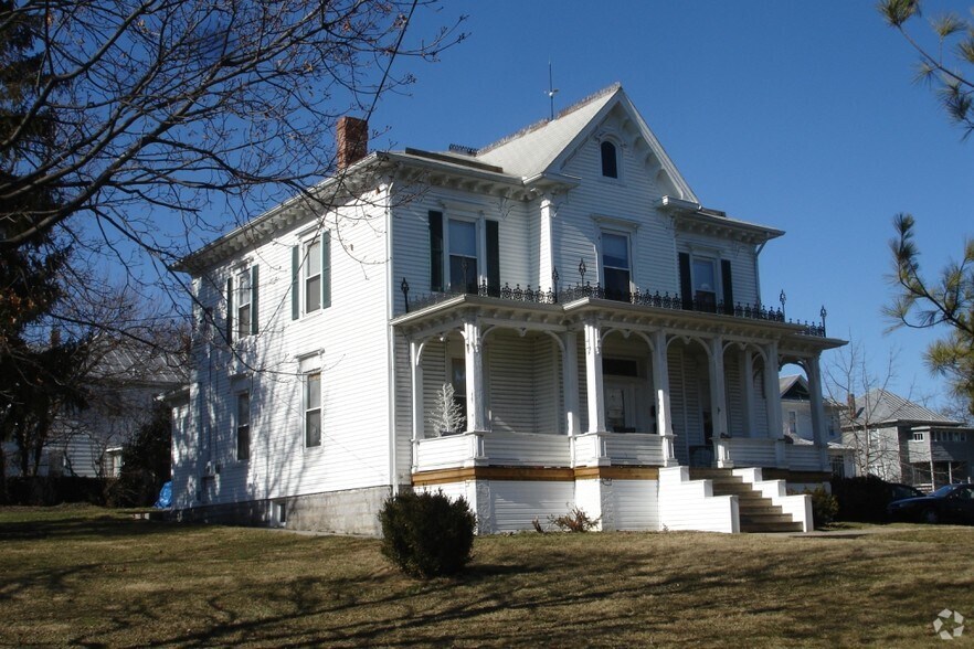 415 N Liberty St, Harrisonburg, VA à vendre - Photo de l’immeuble – Image 2 sur 7