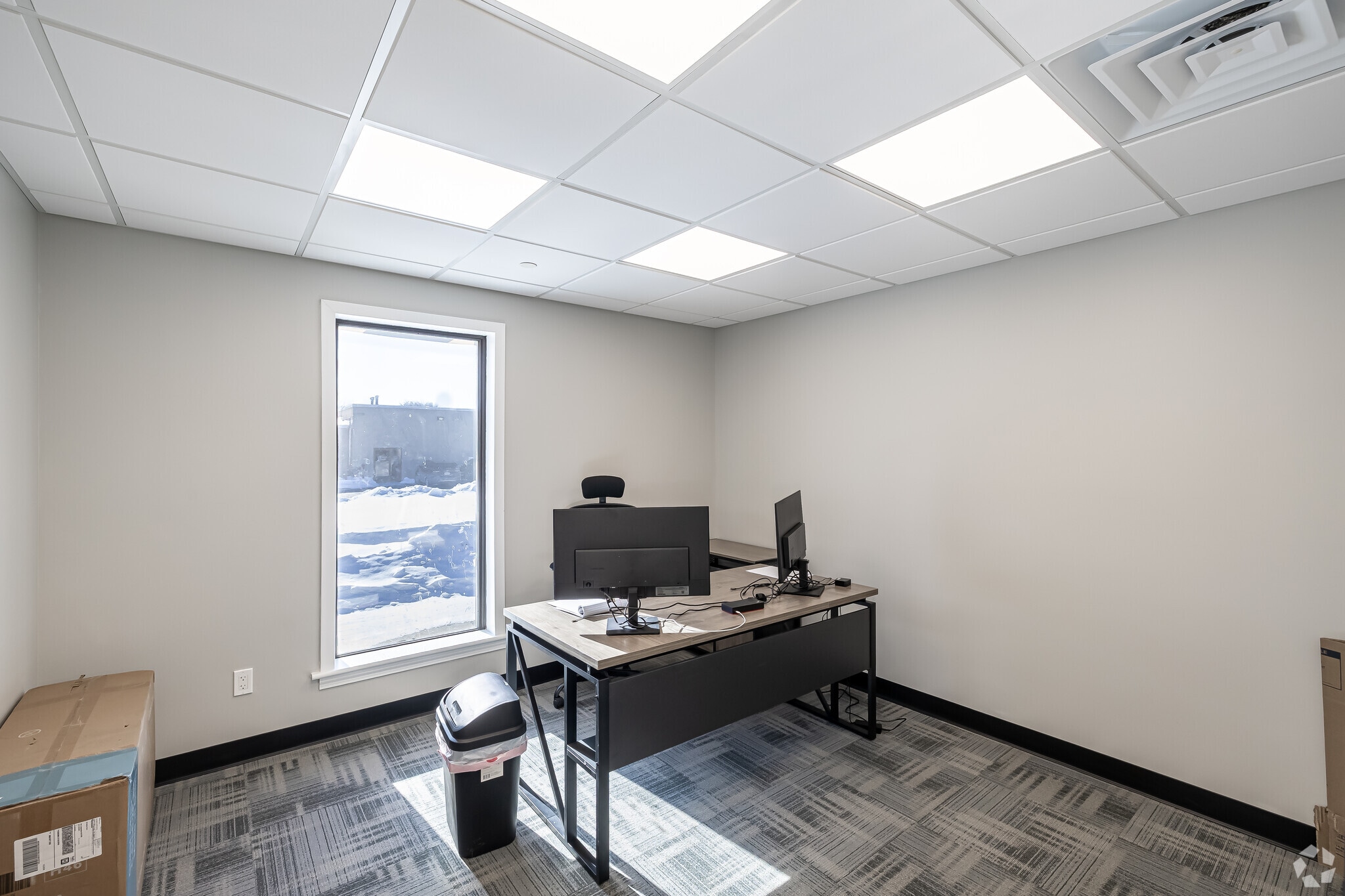 198-202 Benton Dr, East Longmeadow, MA à louer Photo intérieure– Image 1 sur 15