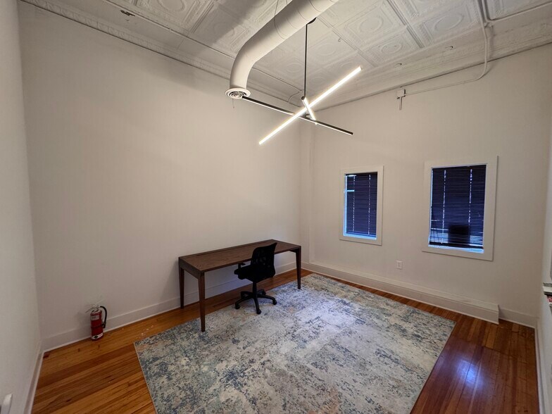 620 Rutherford St, Greenville, SC à louer - Photo intérieure – Image 3 sur 29