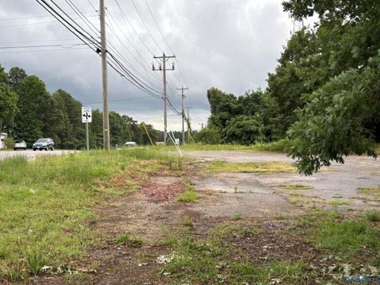 13500 Route 1, Chester, VA à vendre - Photo de l’immeuble – Image 3 sur 9
