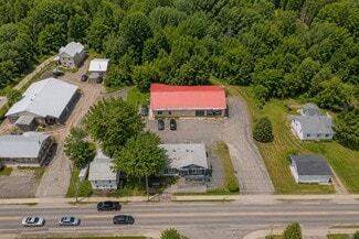 Plus de détails pour 5206-5212 Rue Principale, Saint-Félix-de-Valois, QC - Local commercial à vendre