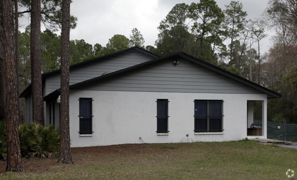 3822 NE 55th Pl, Gainesville, FL à louer - Photo de l’immeuble – Image 2 sur 5