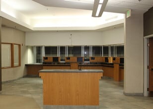 1209 University Ave, Riverside, CA à louer Photo intérieure– Image 2 sur 3