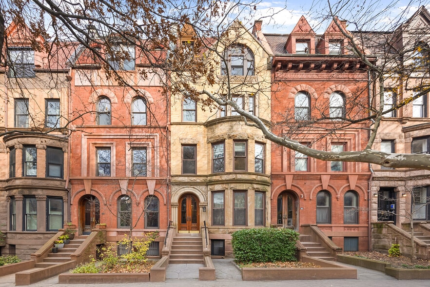 909 Union St, Brooklyn, NY à vendre - Photo principale – Image 1 sur 31