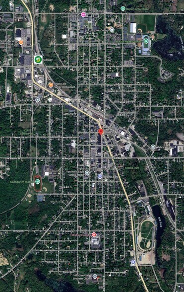 104 N Howell St, Hillsdale, MI à louer - Photo de l’immeuble – Image 3 sur 4