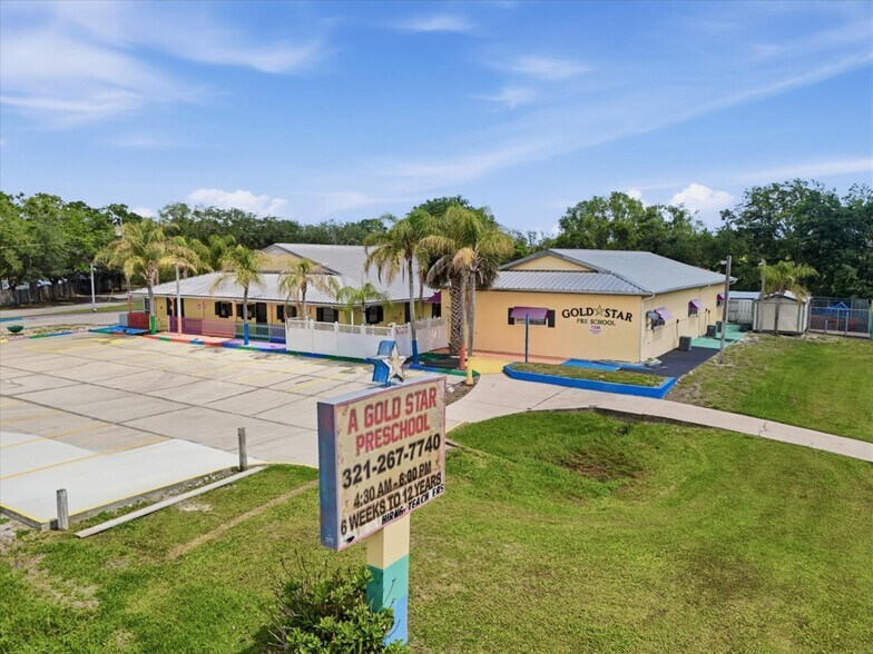 1330 Knox McRae Dr, Titusville, FL à vendre - Photo principale – Image 1 sur 106