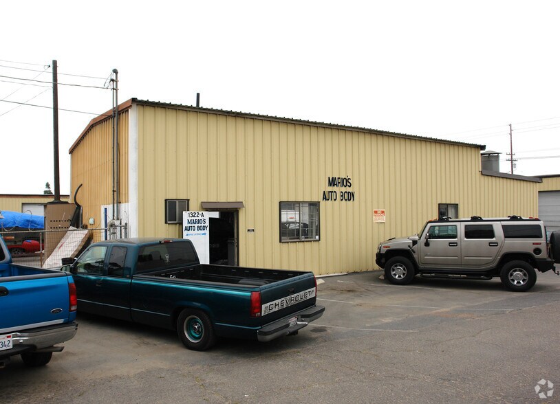 1320-1322 Mission Rd, Escondido, CA à vendre - Photo de l’immeuble – Image 3 sur 4