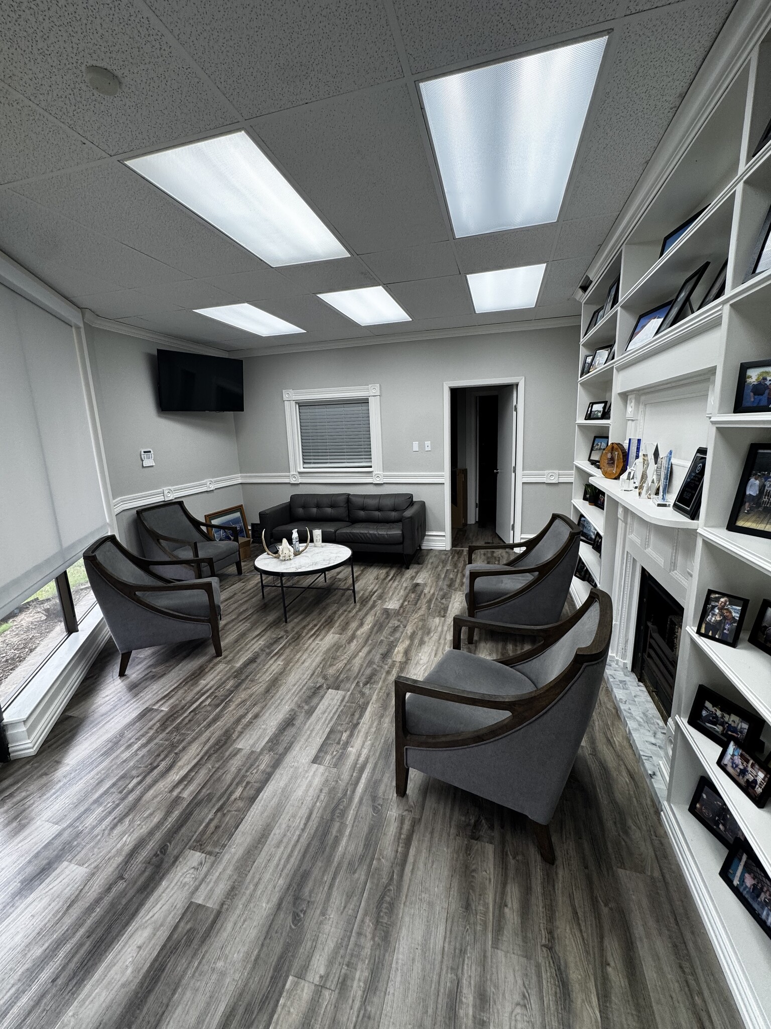 406 W Brin St, Terrell, TX à louer Photo intérieure– Image 1 sur 4