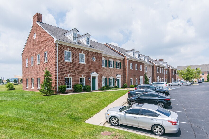 1795 Alysheba Way, Lexington, KY à vendre - Photo de l’immeuble – Image 3 sur 11