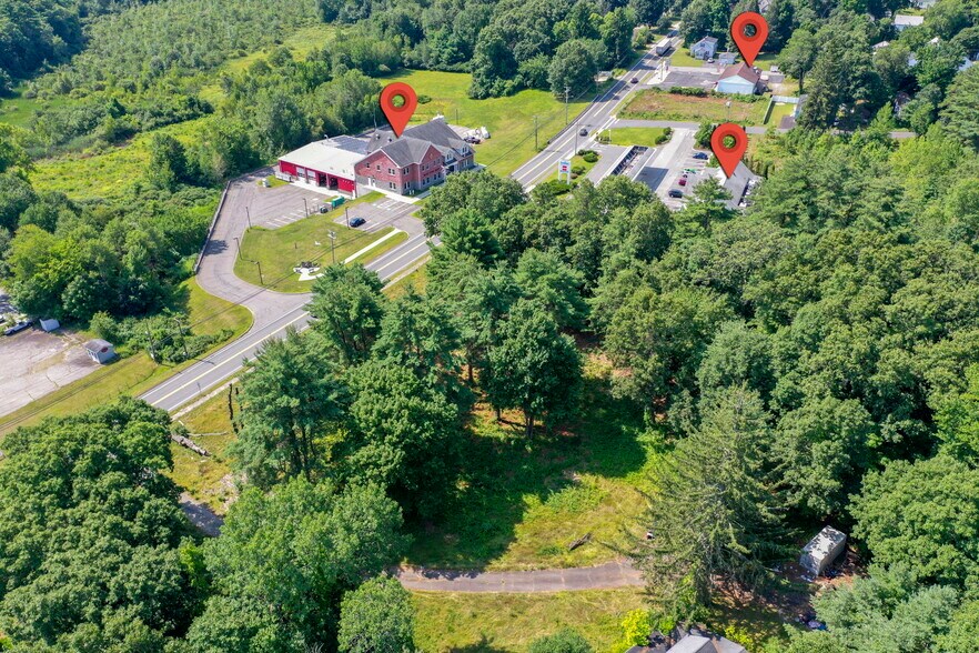 193 West St, Ware, MA à louer - Photo de l’immeuble – Image 3 sur 6