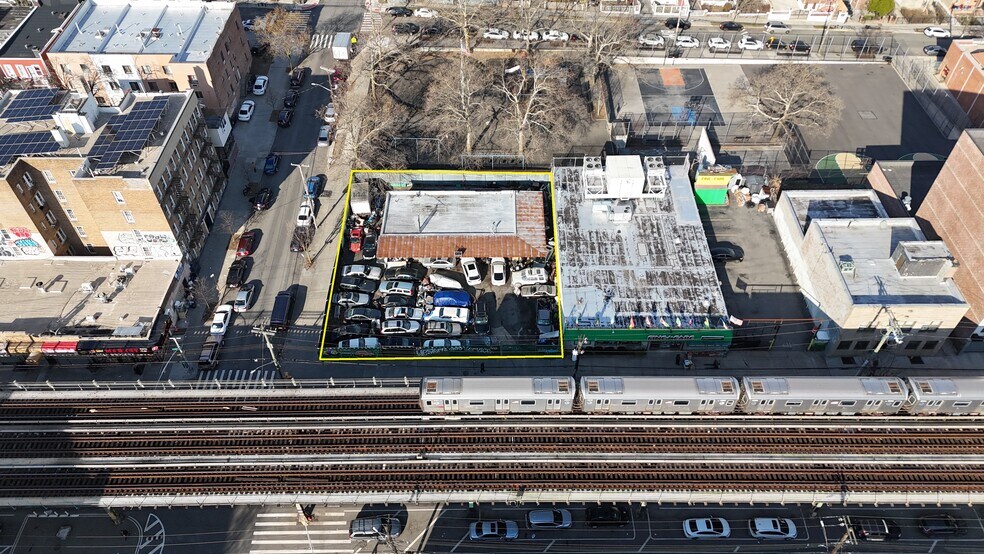 3309 White Plains Rd, Bronx, NY à vendre - Photo de l’immeuble – Image 3 sur 8