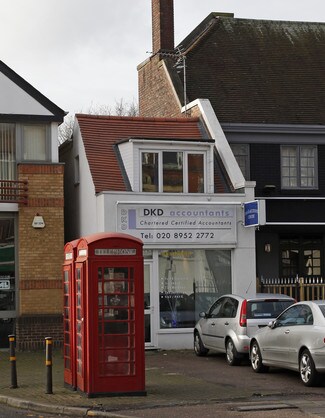 Plus de détails pour 111 High St, Edgware - Bureau à vendre