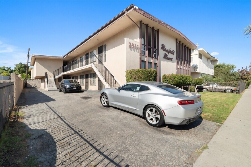 2917 S Mansfield Ave, Los Angeles, CA à vendre - Photo de l’immeuble – Image 3 sur 9