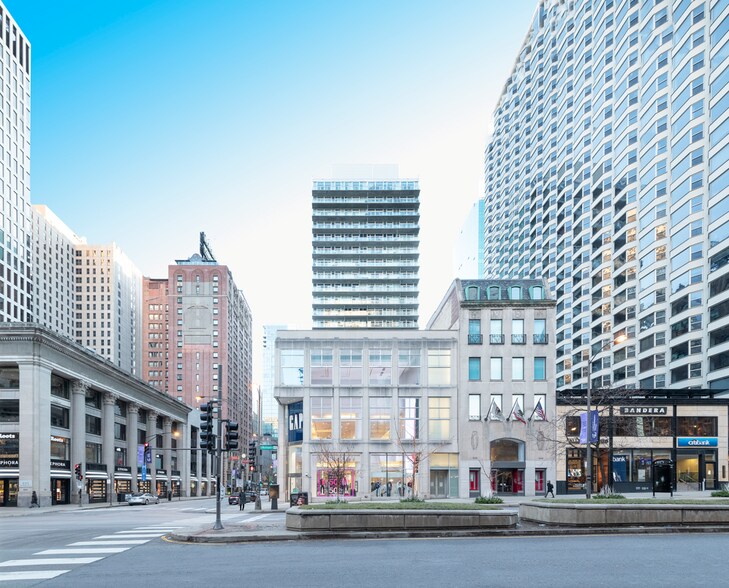 545 N Michigan Ave, Chicago, IL à louer - Photo de l’immeuble – Image 3 sur 3