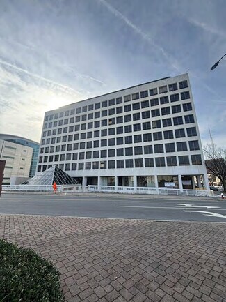 Plus de détails pour 101 S Main St, High Point, NC - Local commercial à louer