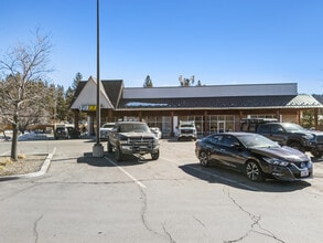 42126 Big Bear Blvd, Big Bear Lake, CA à louer Photo intérieure– Image 1 sur 2