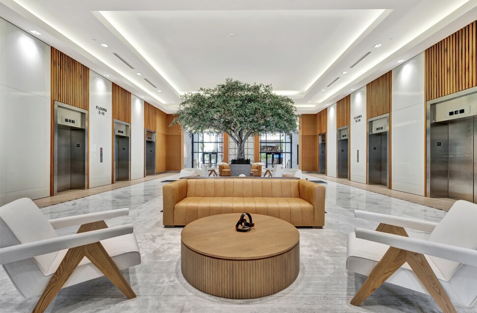 110 E Broward Blvd, Fort Lauderdale, FL à louer Photo intérieure– Image 1 sur 7