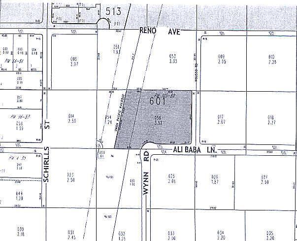 5165 Rousso Rd, Las Vegas, NV à louer - Photo de l’immeuble – Image 2 sur 26