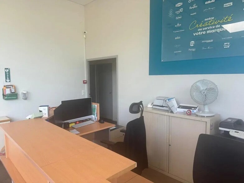 Local d'activités dans Champigny-sur-Marne à vendre - Photo intérieure – Image 2 sur 7