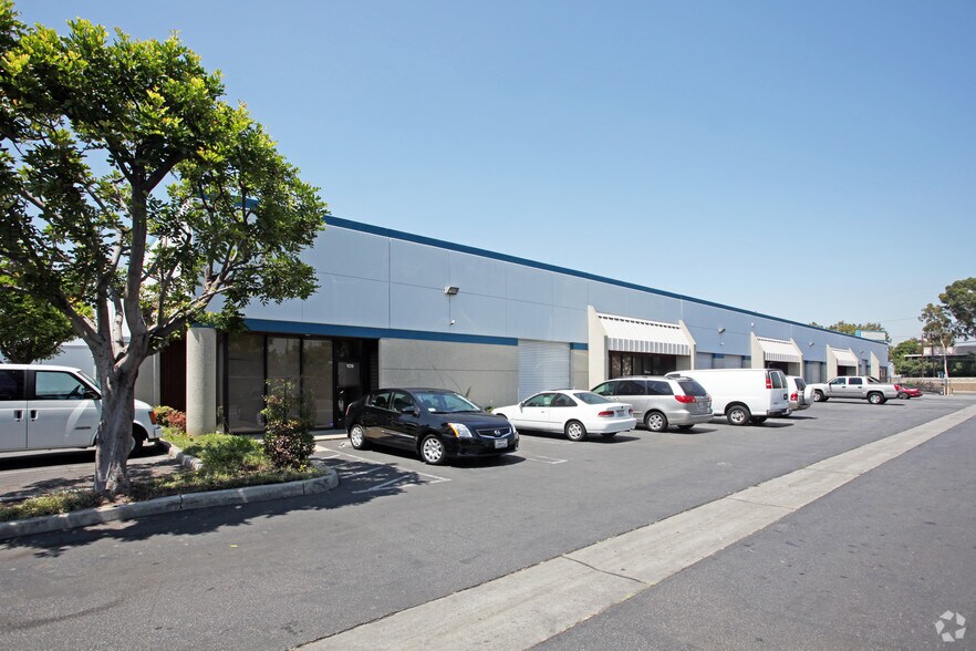 7250 Bandini Blvd, Commerce, CA à louer - Photo de l’immeuble – Image 2 sur 3
