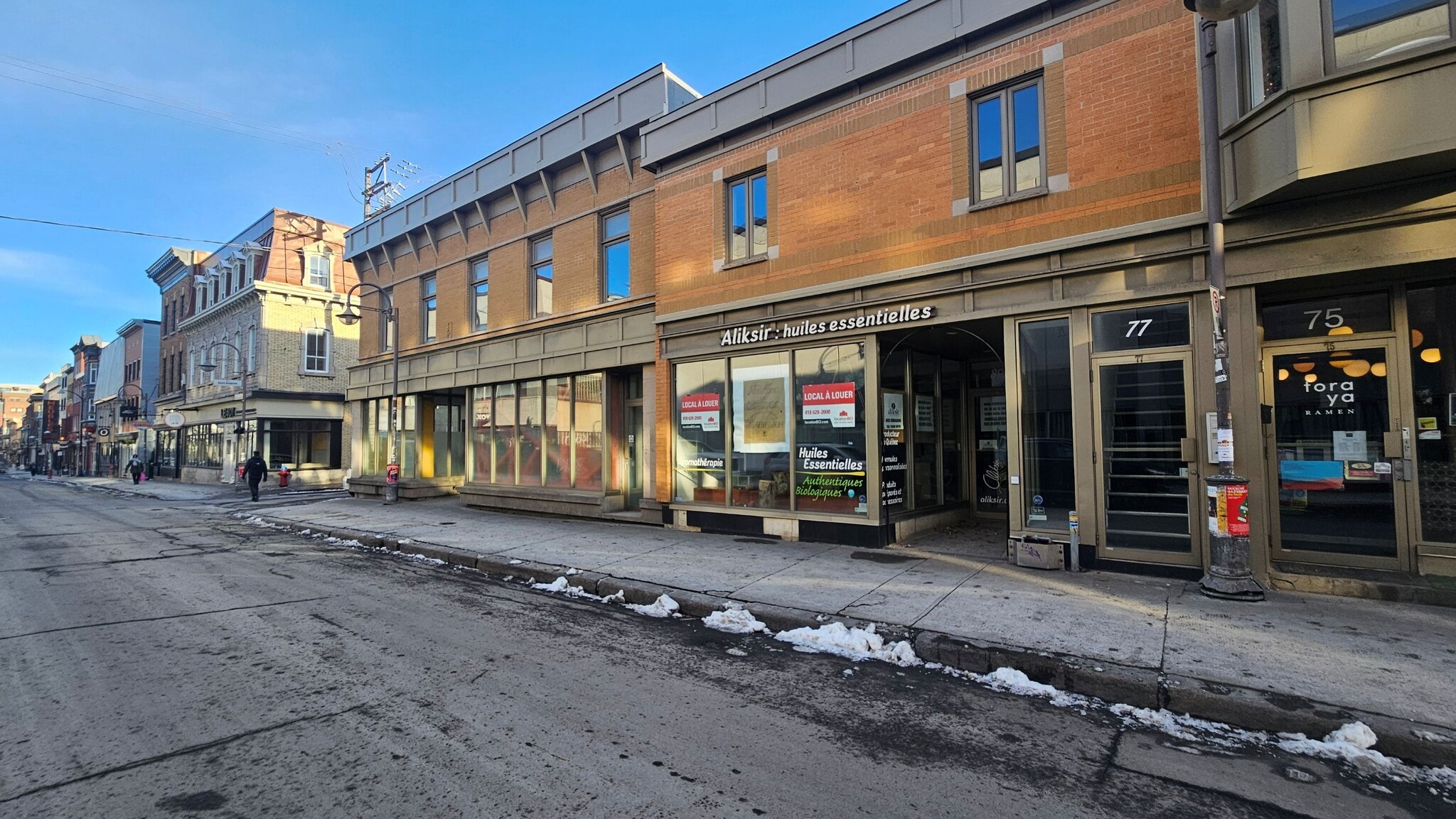 89 Rue Saint-Joseph E, Québec, QC à louer Photo principale– Image 1 sur 8