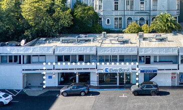 2025-2095 Van Ness Ave, San Francisco, CA à louer Photo de l’immeuble– Image 1 sur 1