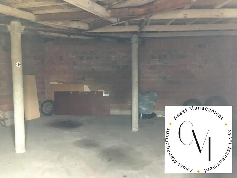 Industriel/Logistique dans Poissy à louer - Photo de l’immeuble – Image 2 sur 3