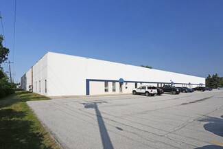 Plus de détails pour 1545 Holland Rd, Maumee, OH - Local d'activités à louer