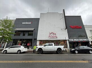 Plus de détails pour 3127 Steinway St, Long Island City, NY - Local commercial à louer