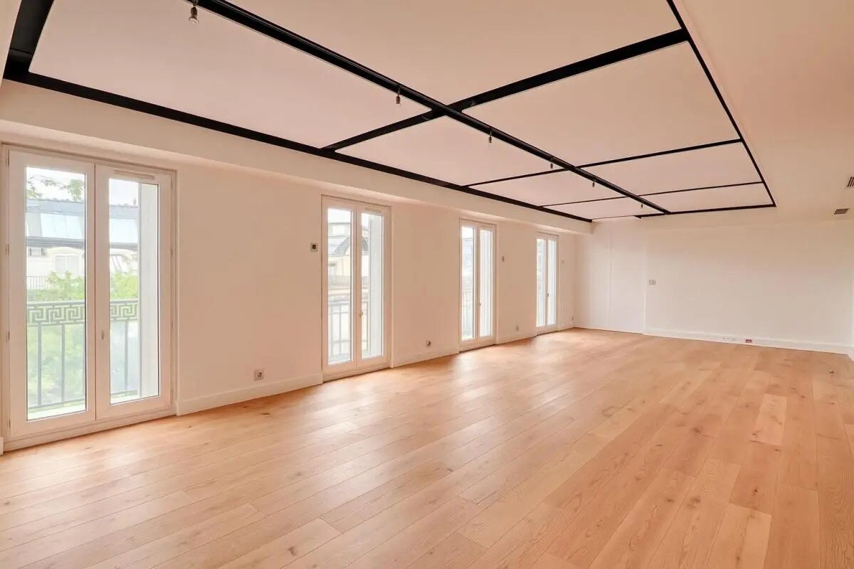 Bureau dans Paris à louer Photo de l’immeuble– Image 1 sur 12