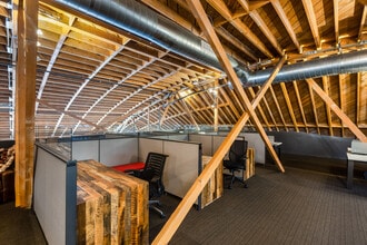 3644 Eastham Dr, Culver City, CA à louer Photo intérieure– Image 1 sur 9