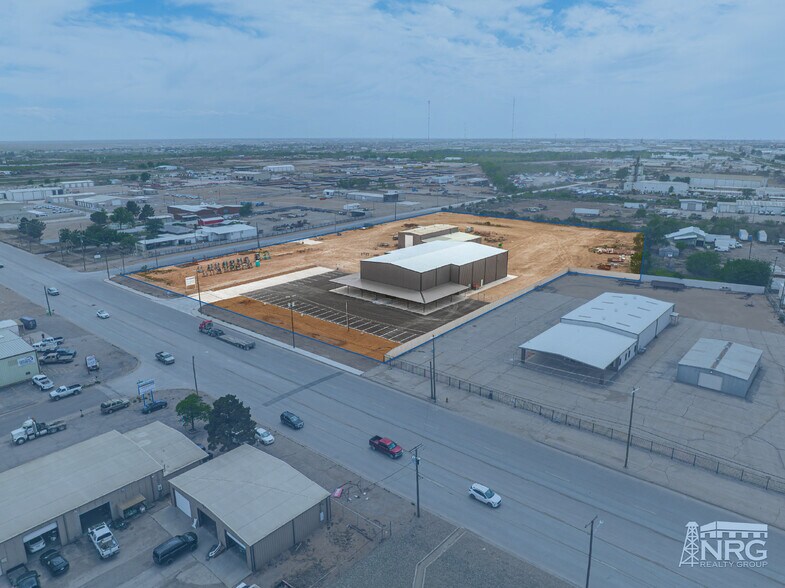 1602 S Midkiff Rd, Midland, TX à louer - Photo de l’immeuble – Image 2 sur 15