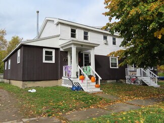 Plus de détails pour 53 E Seneca St, Oswego, NY - Logement à vendre