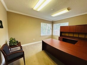6817 Southpoint Pky, Jacksonville, FL à louer Photo intérieure– Image 2 sur 6