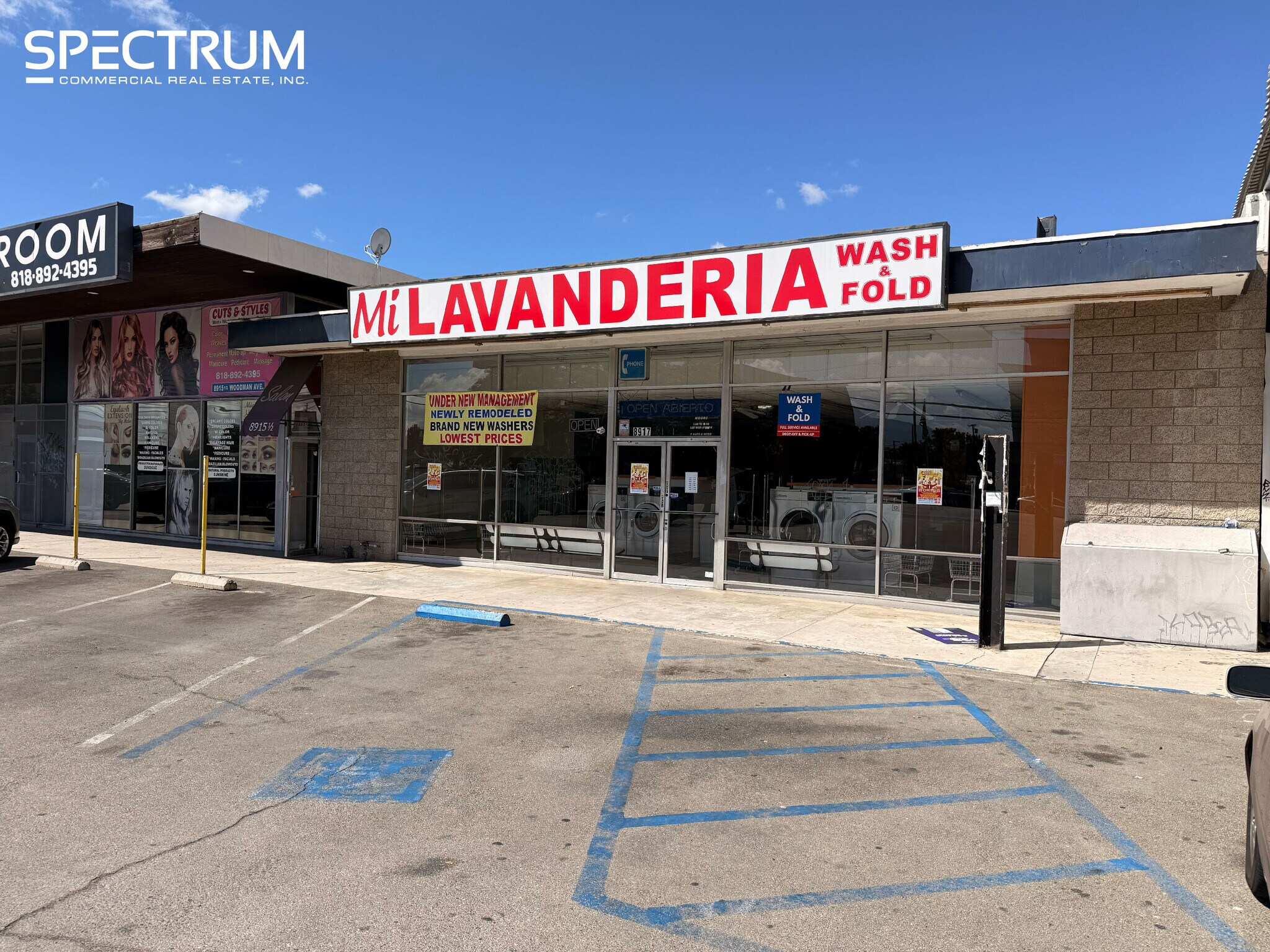 8907-8917 Woodman Ave, Panorama City, CA à louer Photo de l’immeuble– Image 1 sur 12