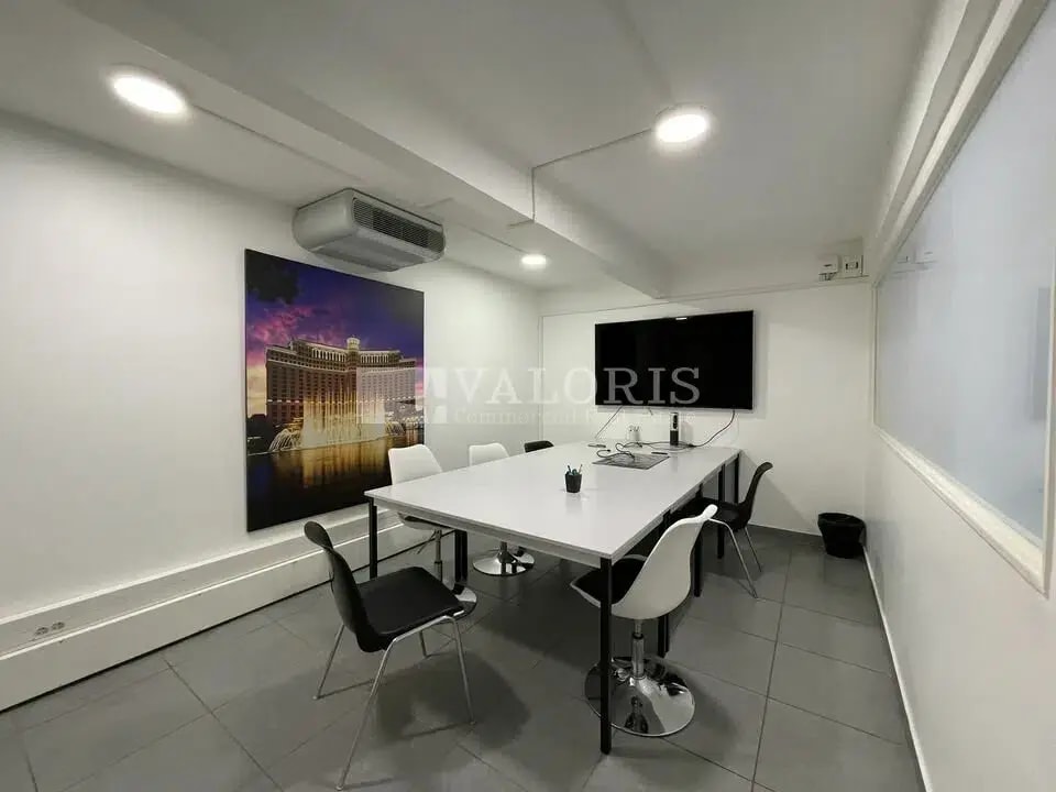 Villeurbanne, RHO 69100 -  -  - Photo intérieure - Image 1 of 5