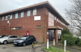 232 Selsdon Rd, South Croydon à louer - Photo de l’immeuble – Image 2 sur 5