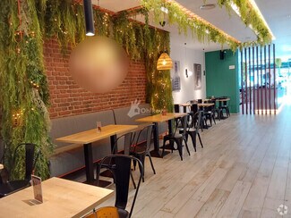 Plus de détails pour Local commercial à louer