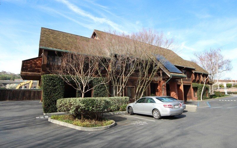 245 Ygnacio Valley Rd, Walnut Creek, CA à louer - Photo de l’immeuble – Image 1 sur 7