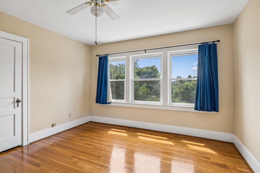 609 W 7th St, Columbia, TN à vendre - Photo de l’immeuble – Image 2 sur 23