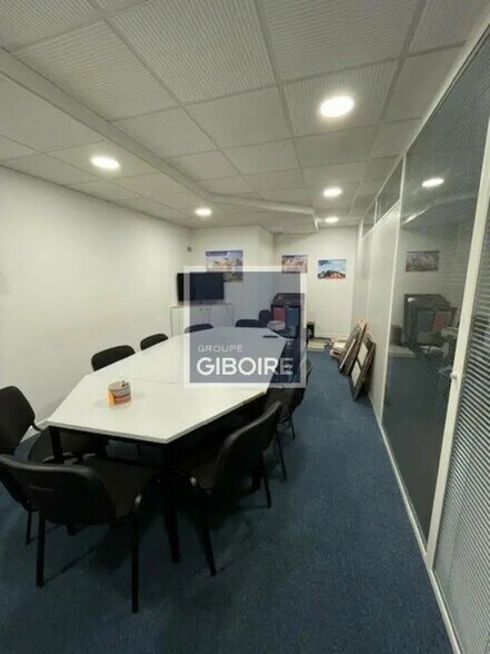 Bureau dans Rennes à vendre - Photo de l’immeuble – Image 2 sur 3