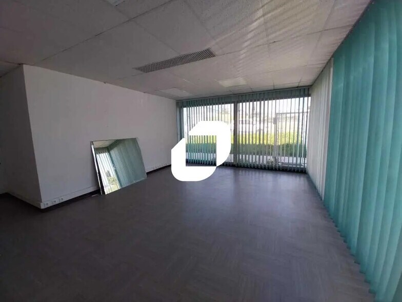 Bureau dans Montpellier à louer - Photo de l’immeuble – Image 2 sur 15